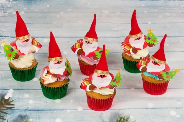 Santa's Christmas Cupcakes