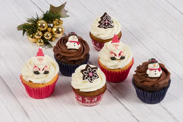 Christmas Cupcake Party Mix