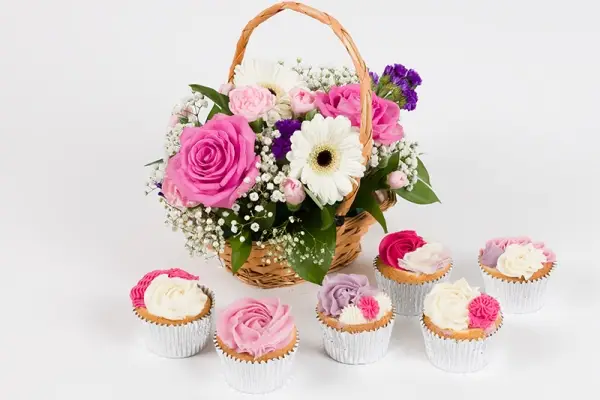 Rose Basket with Fancy Frills Cupcakes