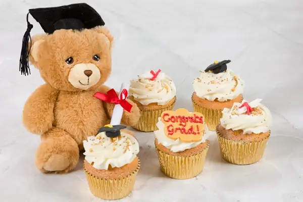 Personalised Graduation Cupcakes