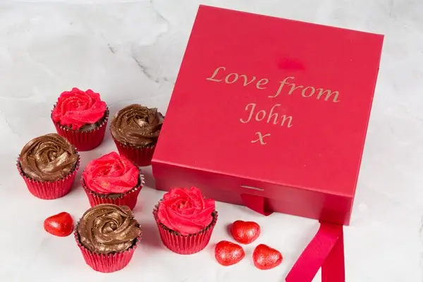 Personalised Vanilla and Chocolate Rose Cupcakes - Box of 9