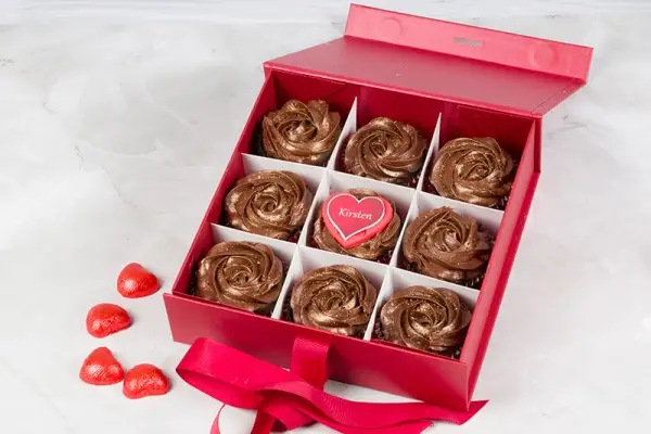 Personalised Chocolate Rose Cupcakes Box 9